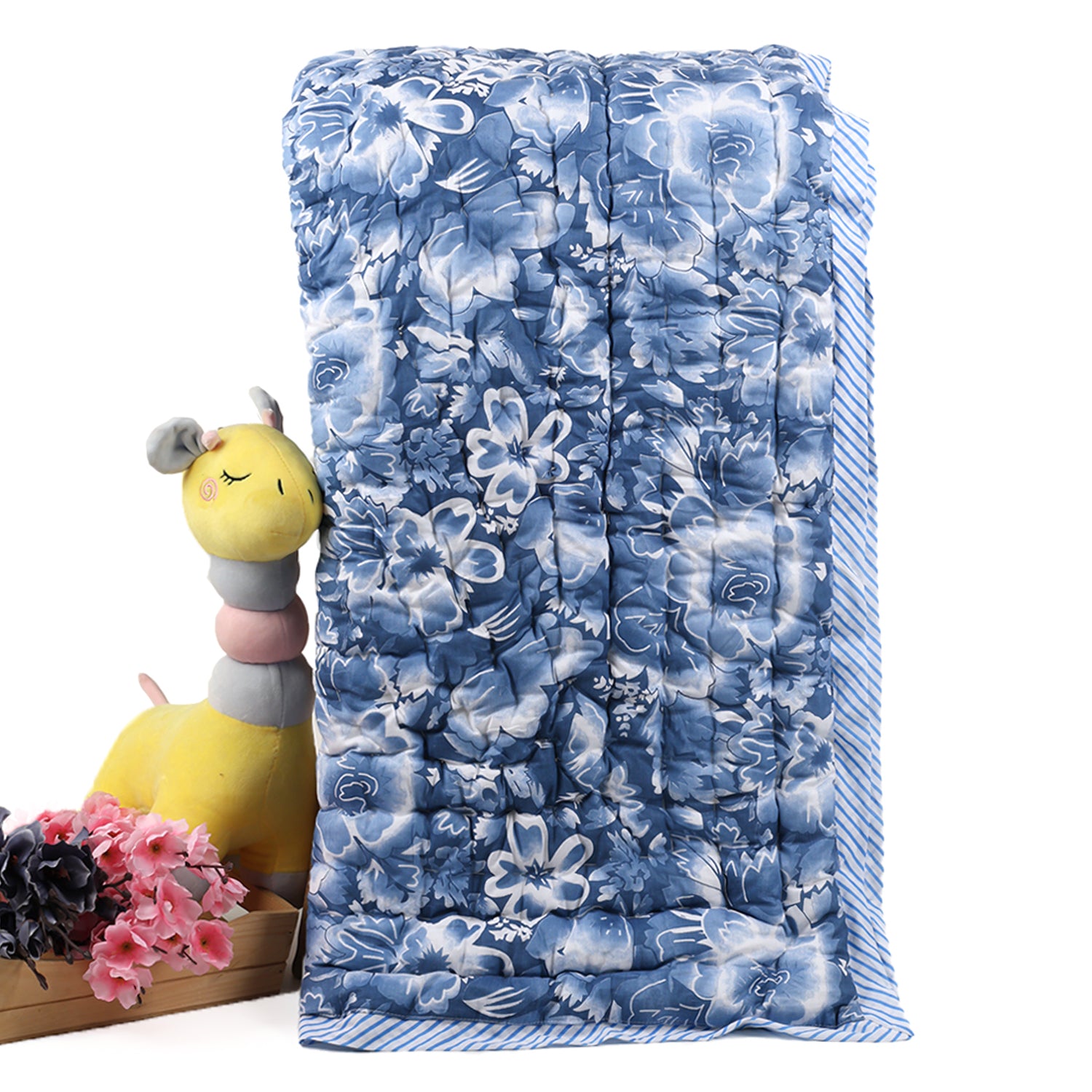 Baby Quilt Blue Flower 0-5 Years 100*150* 5cms1