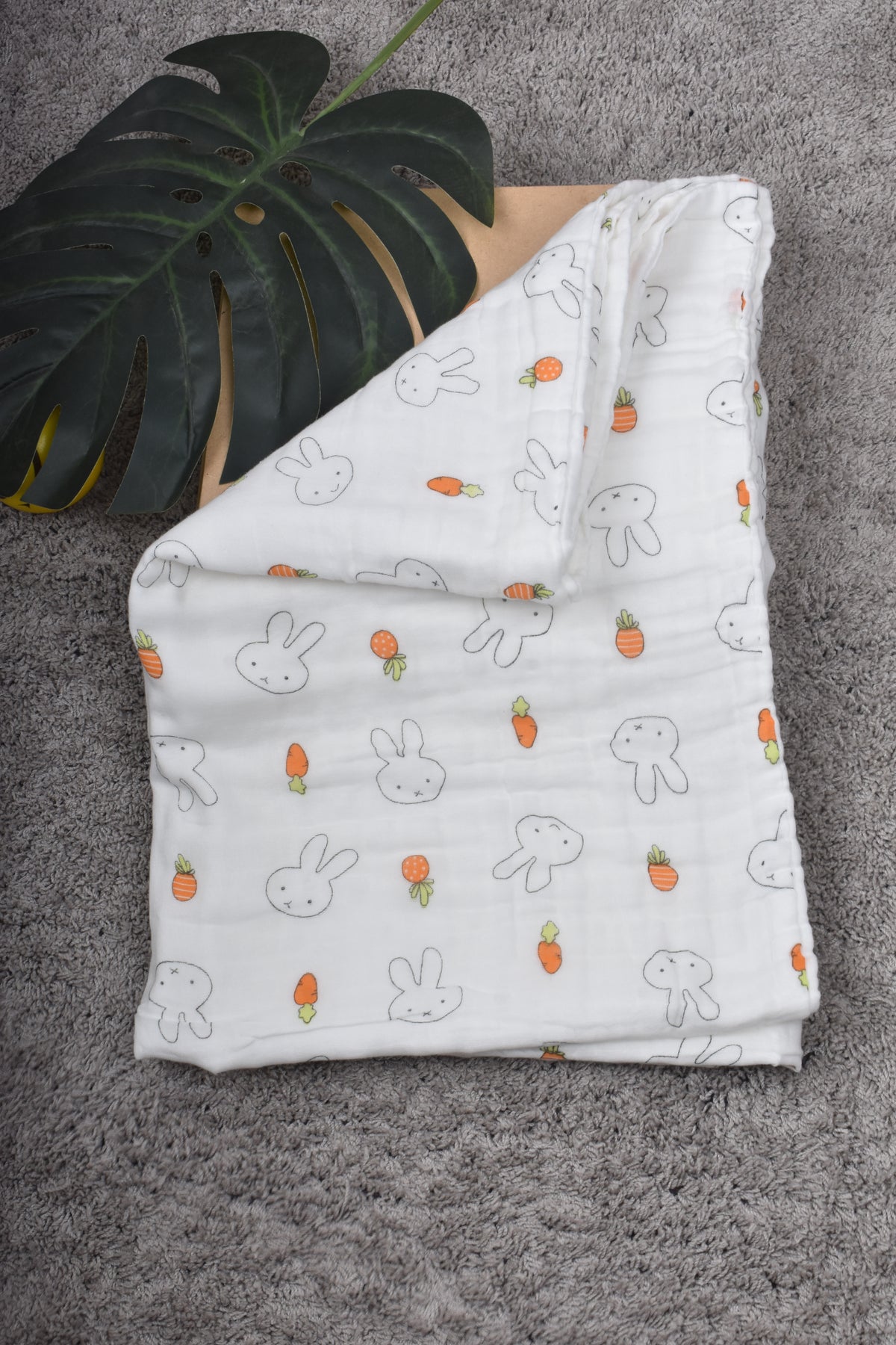 Moms Home Baby Super Soft Absorbent Muslin 6 Layer Towel Cum Blanket - Pack of 1