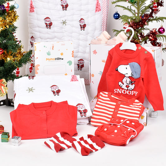 Christmas Unisex Gift Hamper for your Baby | 8 Items