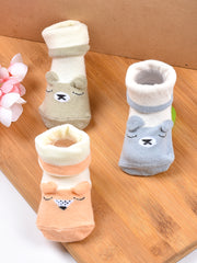 Moms Home Kids Unisex Organic Cotton Ankle-Length Antiskid Bootie Socks, 0-6 Months