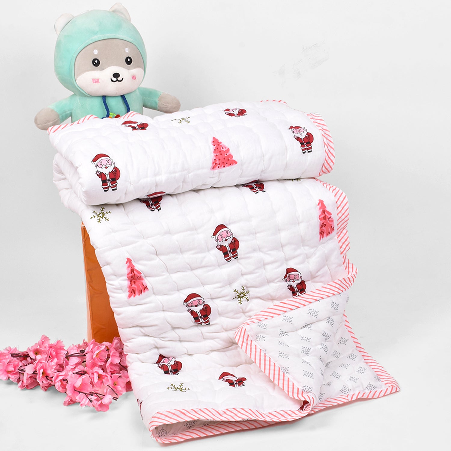 Baby Quilt Blanket cum Bedspread- 0-3 Years - 100*150 cm - Santa