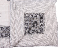 Double Bed- Comforter/Quilt - Grey Flower- 90"*108''