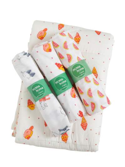 Organic Cotton Baby Gift Pack - Pack of 3 Muslin( Mix Designs) and 1 Organic Cotton Quilted Blanket